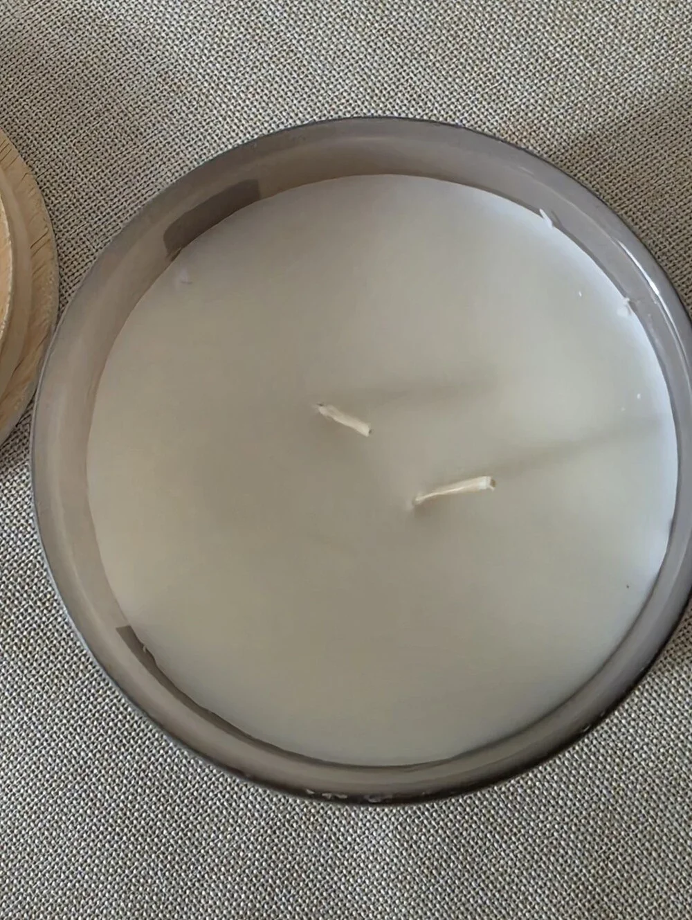 Sand & Fog Spiced Vanilla Latte Scented Candle 12 oz- Gray New